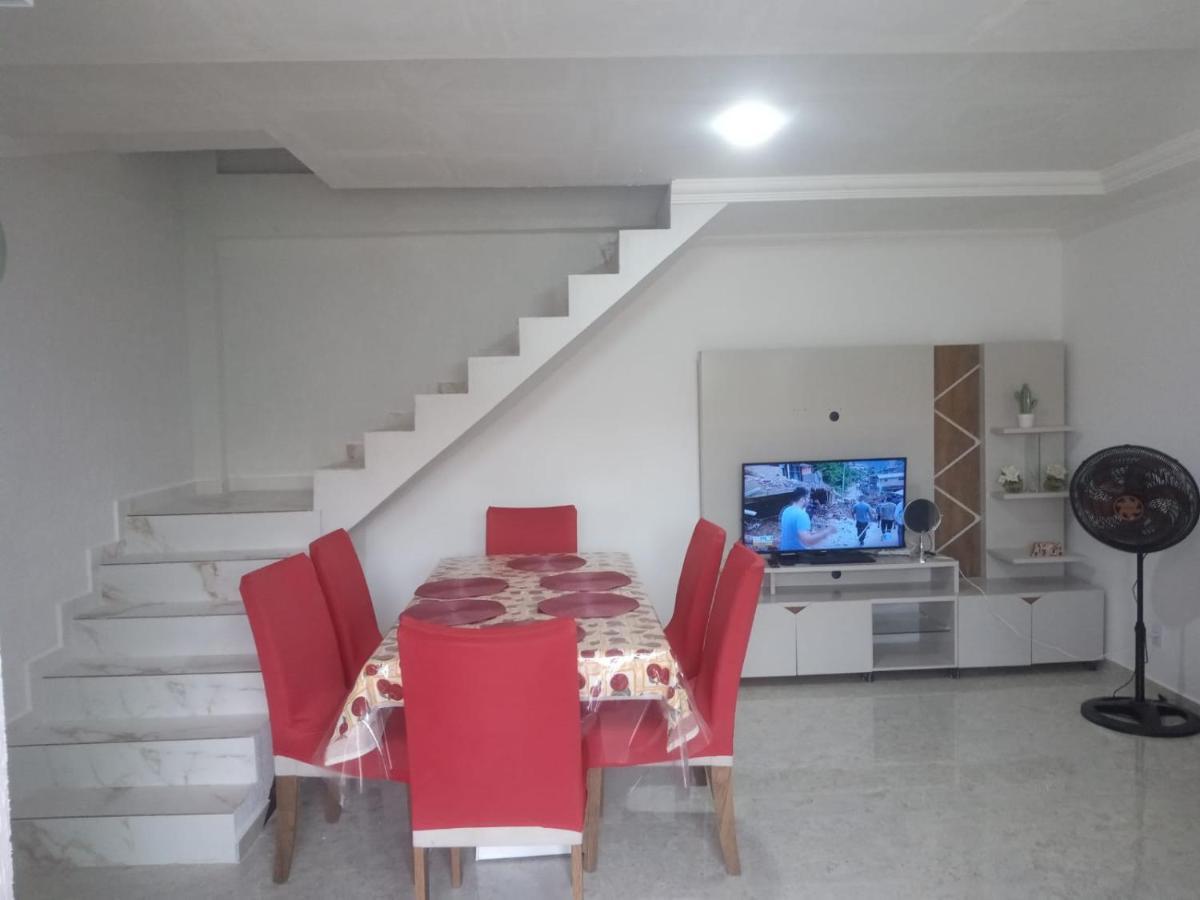Apartamento Duplex Mobiliado Em São Pedro da Aldeia Buitenkant foto